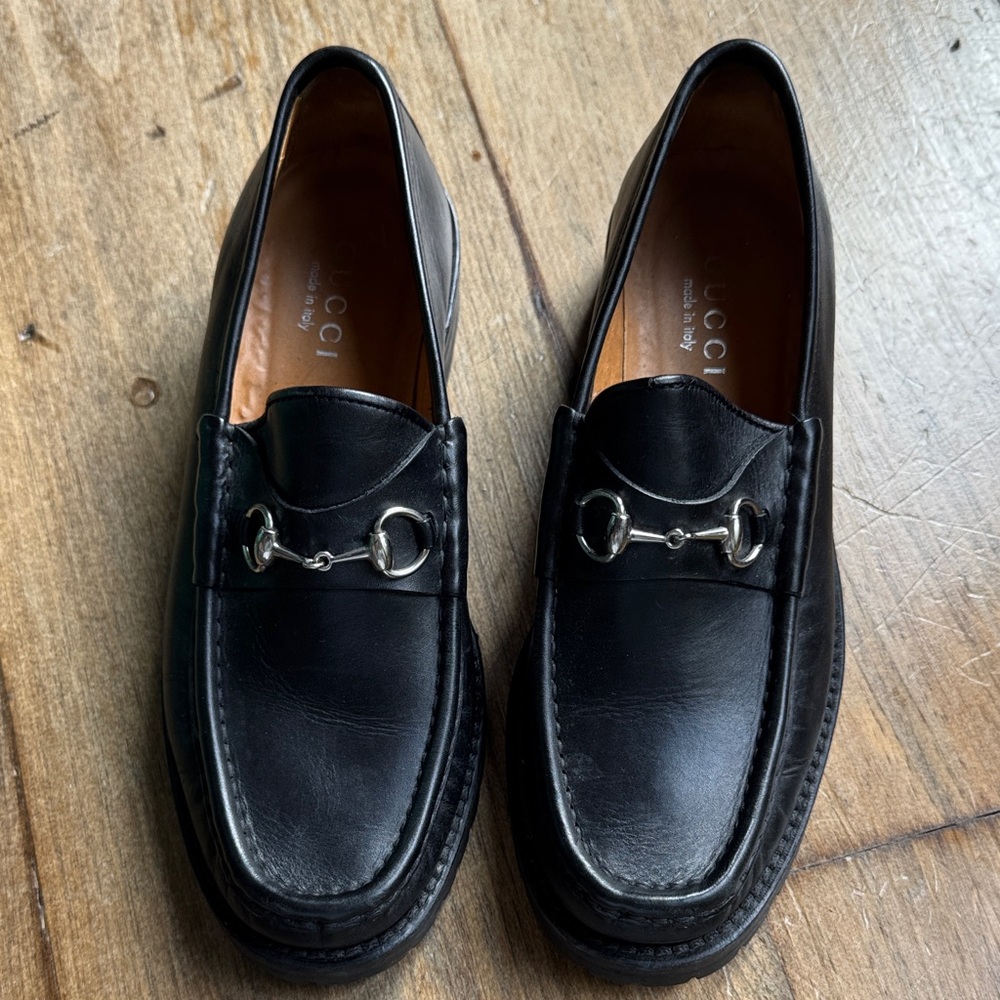 Gucci Black Leather Women's Loafers with Silver Detail